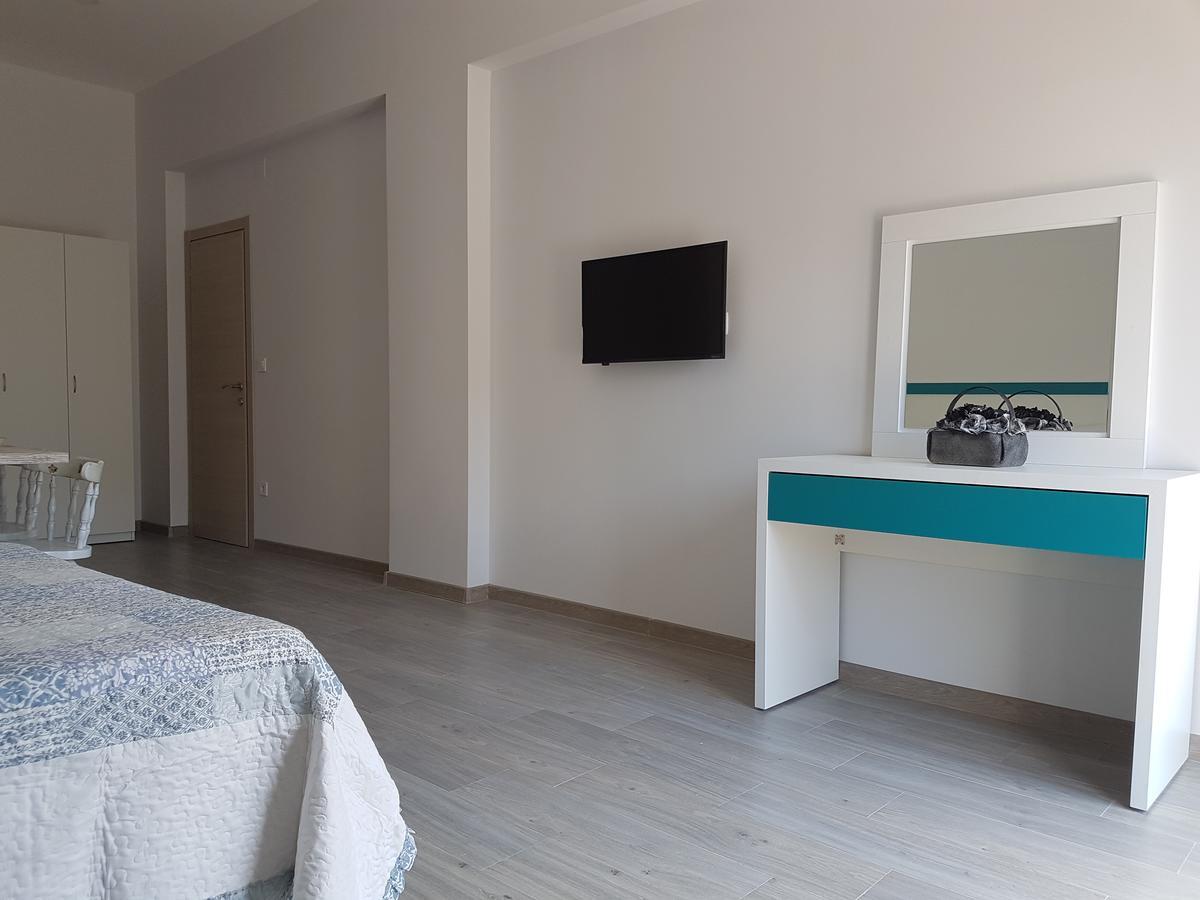 Apartments And Rooms Lijesevic บุดวา ภายนอก รูปภาพ