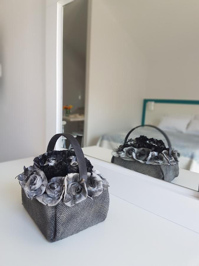 Apartments And Rooms Lijesevic บุดวา ภายนอก รูปภาพ