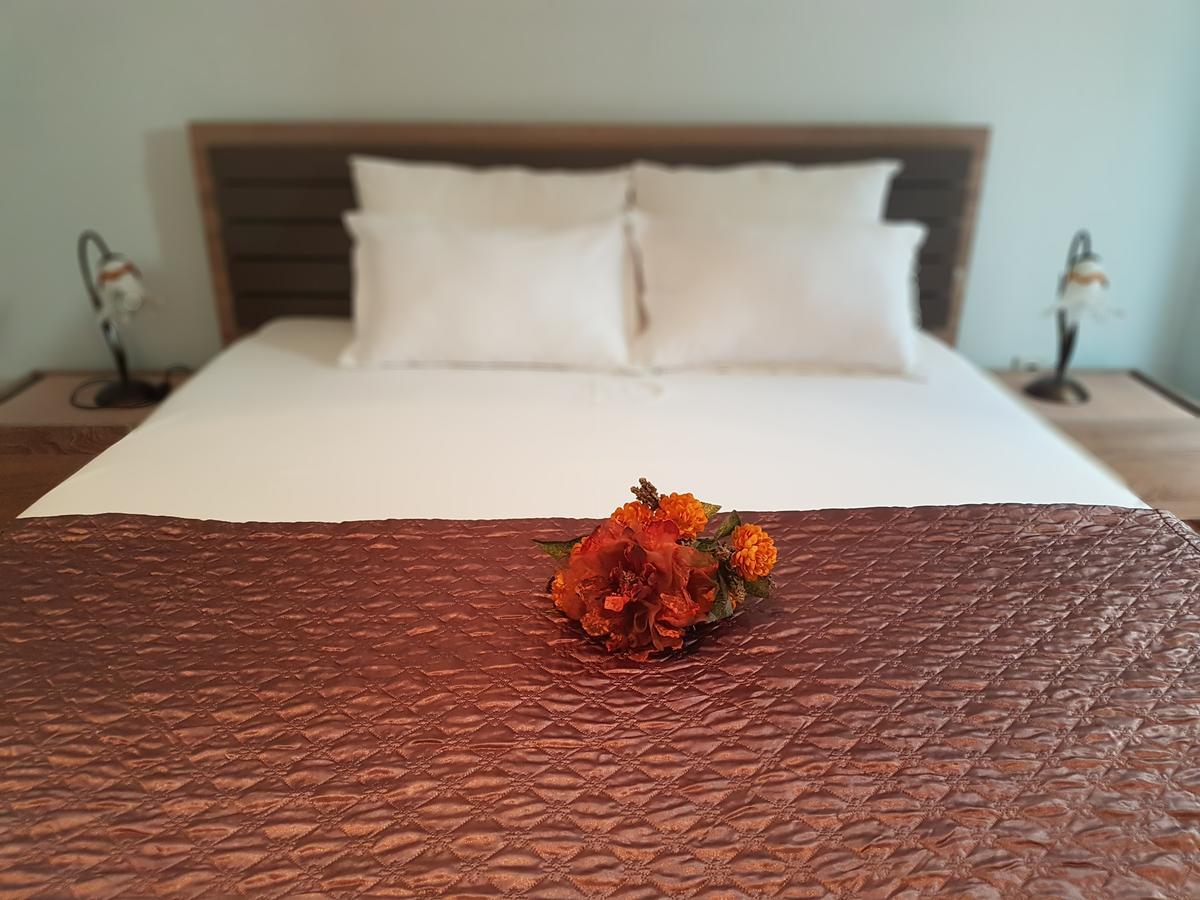Apartments And Rooms Lijesevic บุดวา ภายนอก รูปภาพ